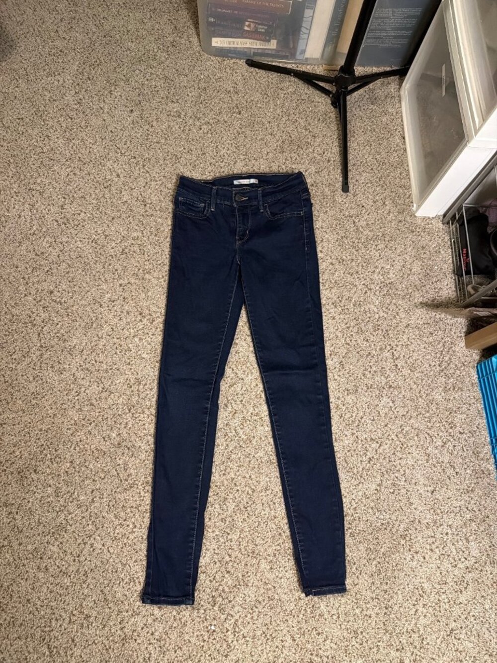 Levis Womens 710 Super Skinny Jeans Size 26 Dark Wash Stretch Denim 28" Inseam